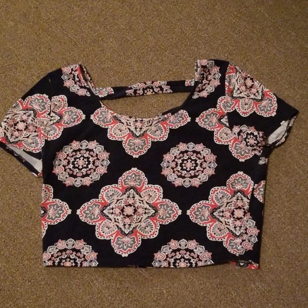 crop top